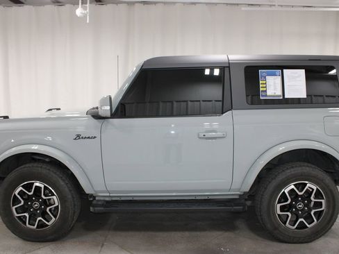 Used 2022 Ford Bronco Outer Banks image 6