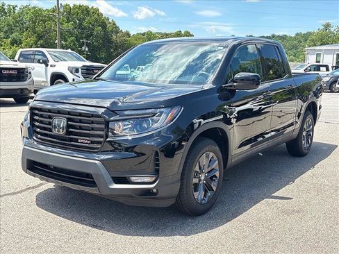 Used 2023 Honda Ridgeline Sport image 4