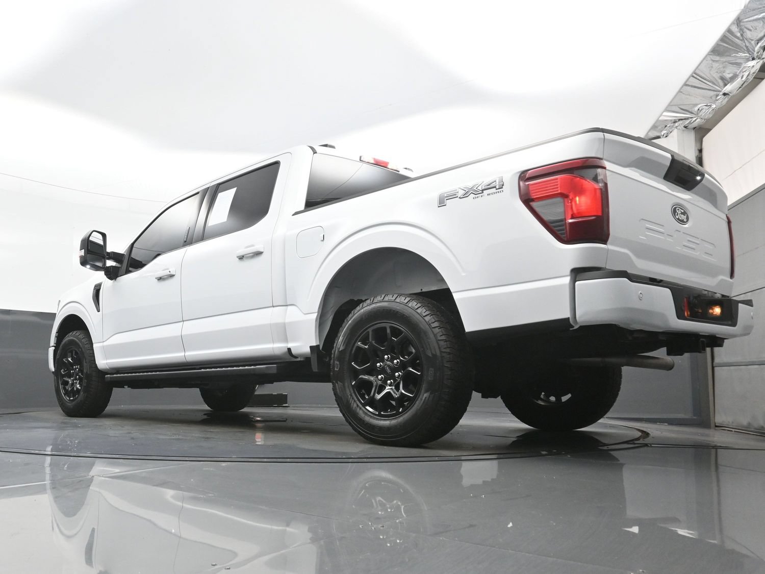 Used 2024 Ford F150 XLT w/ FX4 Off-Road Package AWD/4WD image 30