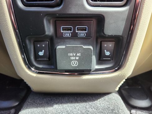 Used 2014 Jeep Grand Cherokee Limited w/ Trailer Tow Group IV image 19