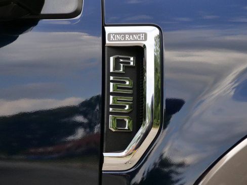 Used 2022 Ford F250 King Ranch w/ King Ranch Ultimate Package AWD/4WD image 48