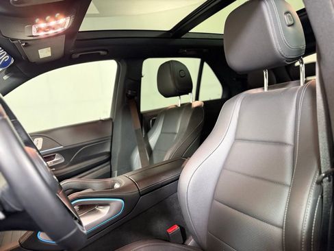 Used 2025 Mercedes-Benz GLE 350 4MATIC image 17