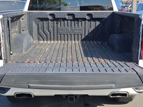 Used 2024 GMC Sierra 1500 AT4 w/ Technology Package AWD/4WD image 55