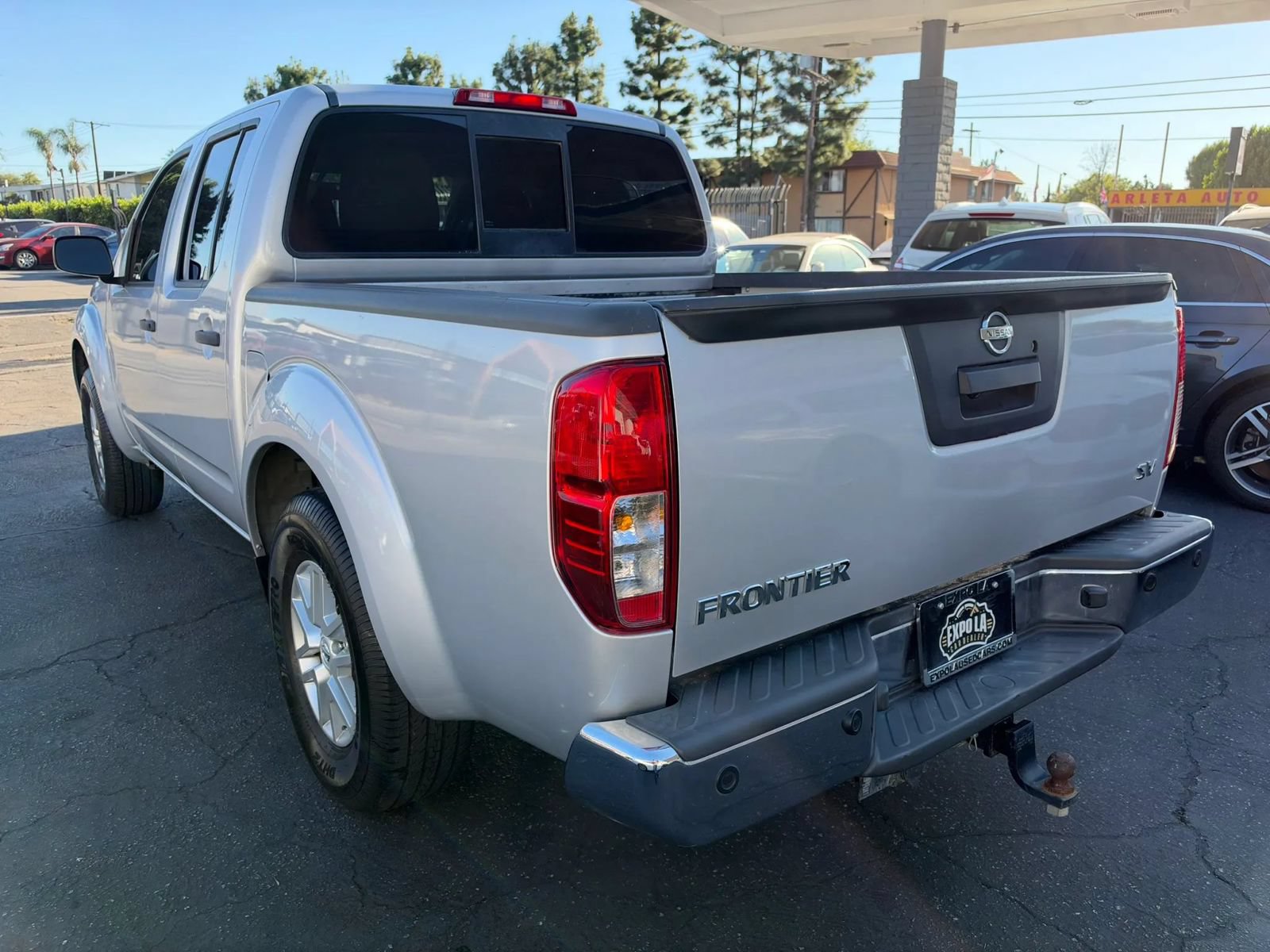 Used 2016 Nissan Frontier SV w/ SV Value Truck Package RWD image 11