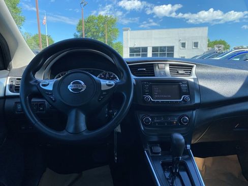 Used 2018 Nissan Sentra S FWD image 9