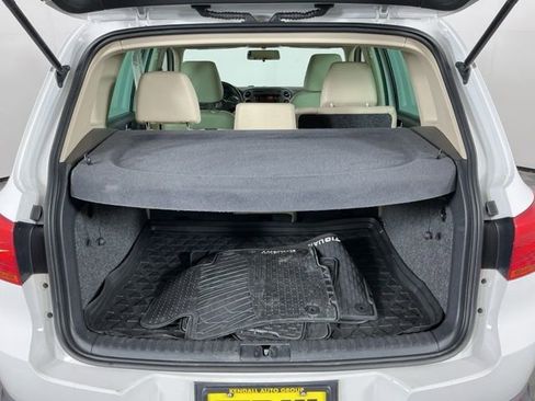 Used 2012 Volkswagen Tiguan S image 24