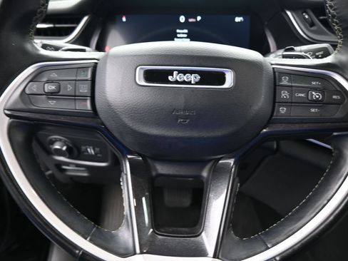 Used 2022 Jeep Grand Cherokee L Laredo RWD image 33
