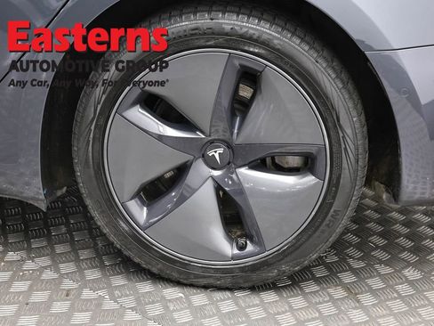 Used 2019 Tesla Model 3 Standard Range Plus RWD image 27