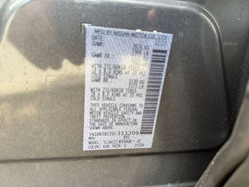 New 2025 Nissan Pathfinder SV image 38