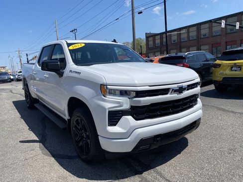 Certified 2024 Chevrolet Silverado 1500 RST w/ Convenience Package II AWD/4WD image 10