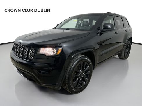 Used 2018 Jeep Grand Cherokee Altitude AWD/4WD image 1