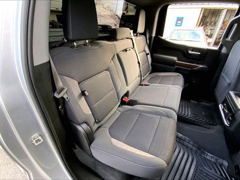 Used 2021 Chevrolet Silverado 1500 RST image 19
