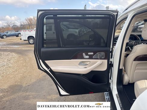 Used 2021 Mercedes-Benz GLS 580 4MATIC image 25