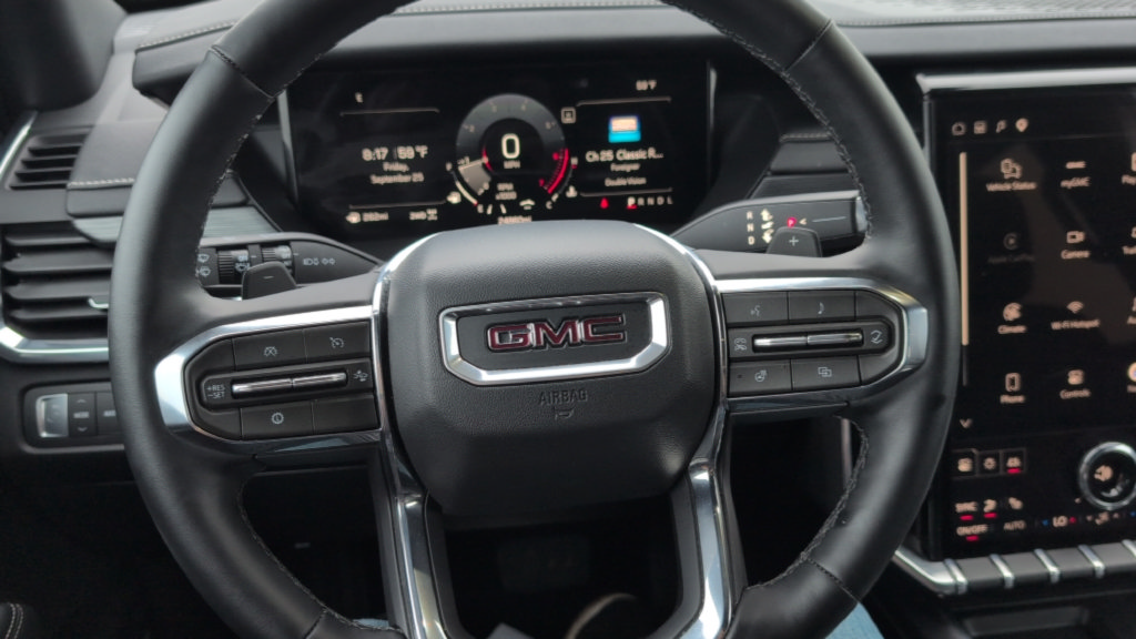 Certified 2026 GMC Acadia Elevation w/ Elevation Premium Package AWD/4WD image 12