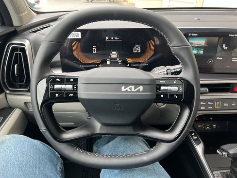 New 2026 Kia Sorento S image 27