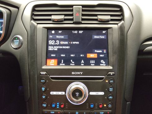 Used 2019 Ford Fusion Energi Titanium image 25