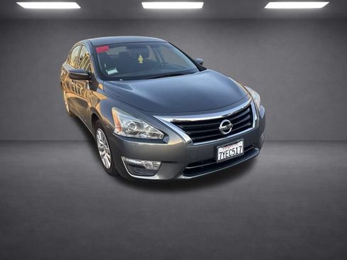 Used 2015 Nissan Altima 2.5 S w/ Power Driver Seat Package FWD image 17