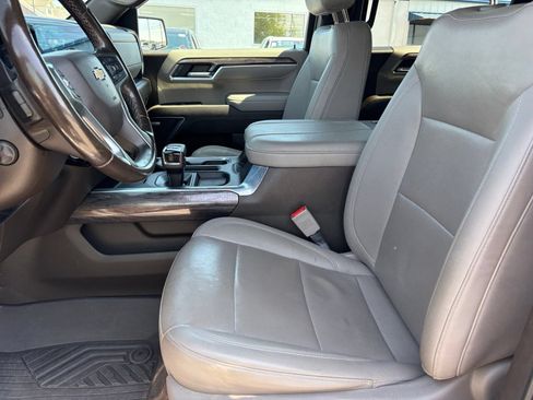 Used 2023 Chevrolet Silverado 1500 LTZ AWD/4WD image 15
