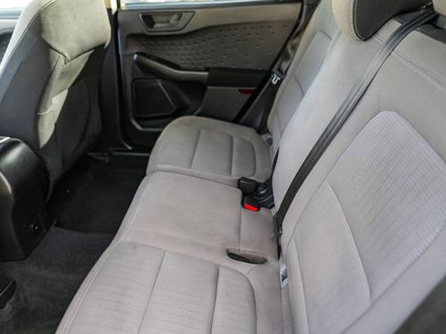 Used 2020 Ford Escape S image 19