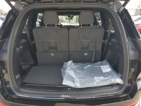 New 2026 Jeep Grand Cherokee L 2WD image 10