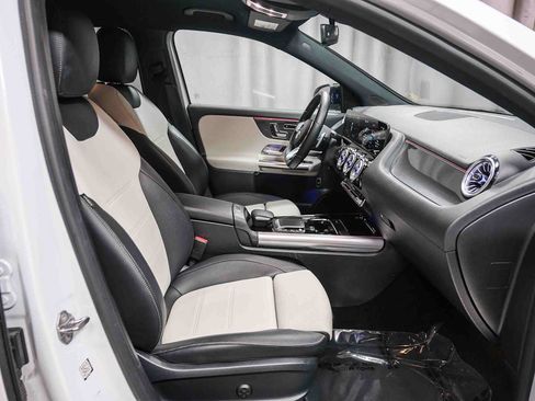 Certified 2023 Mercedes-Benz GLA 250 4MATIC image 22