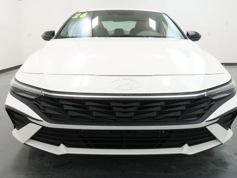 New 2026 Hyundai Elantra Sport image 2