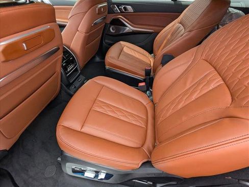 New 2026 BMW X7 xDrive40i image 14