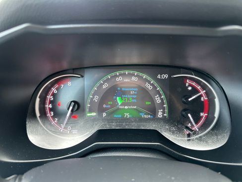 Used 2023 Toyota RAV4 XLE Premium AWD/4WD image 37