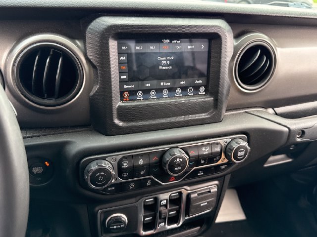 Used 2023 Jeep Gladiator Sport AWD/4WD image 29