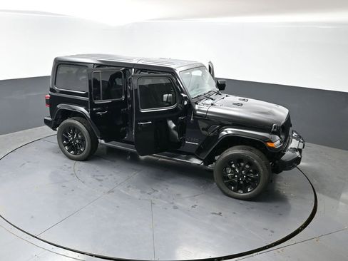 Used 2023 Jeep Wrangler Unlimited Sahara AWD/4WD image 58