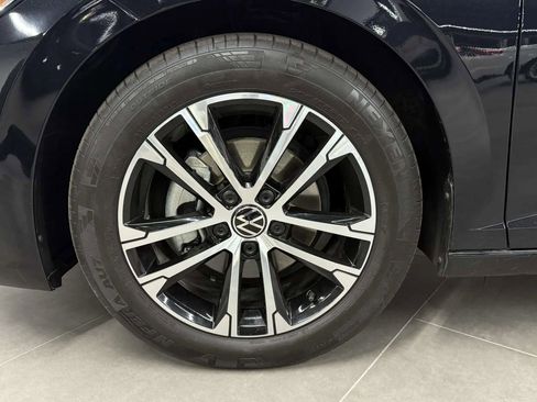 Used 2024 Volkswagen Jetta Sport image 19