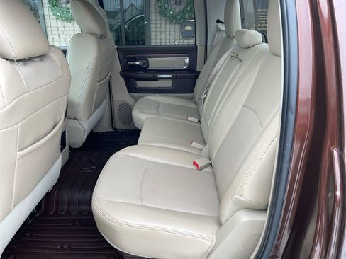 Used 2015 RAM 1500 Laramie w/ Convenience Group image 36