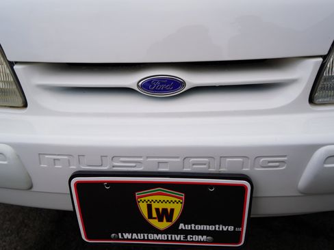 Used 1993 Ford Mustang LX image 87
