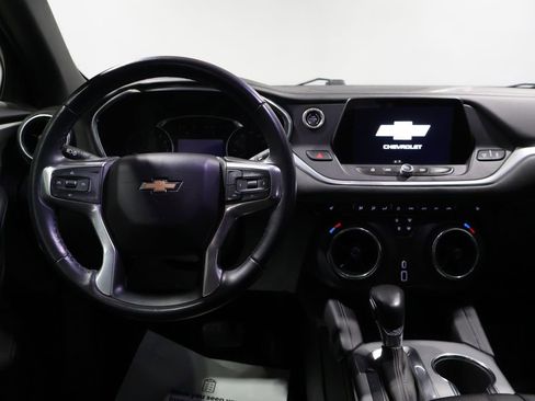 Used 2019 Chevrolet Blazer LT image 16