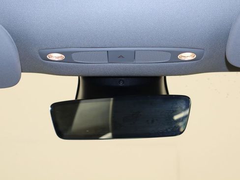 Used 2022 Tesla Model 3 image 21