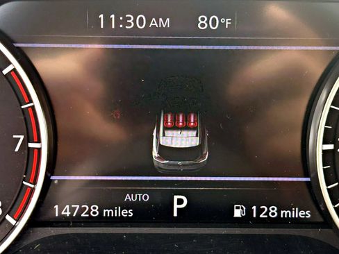 Used 2023 Nissan Rogue SV AWD/4WD image 27