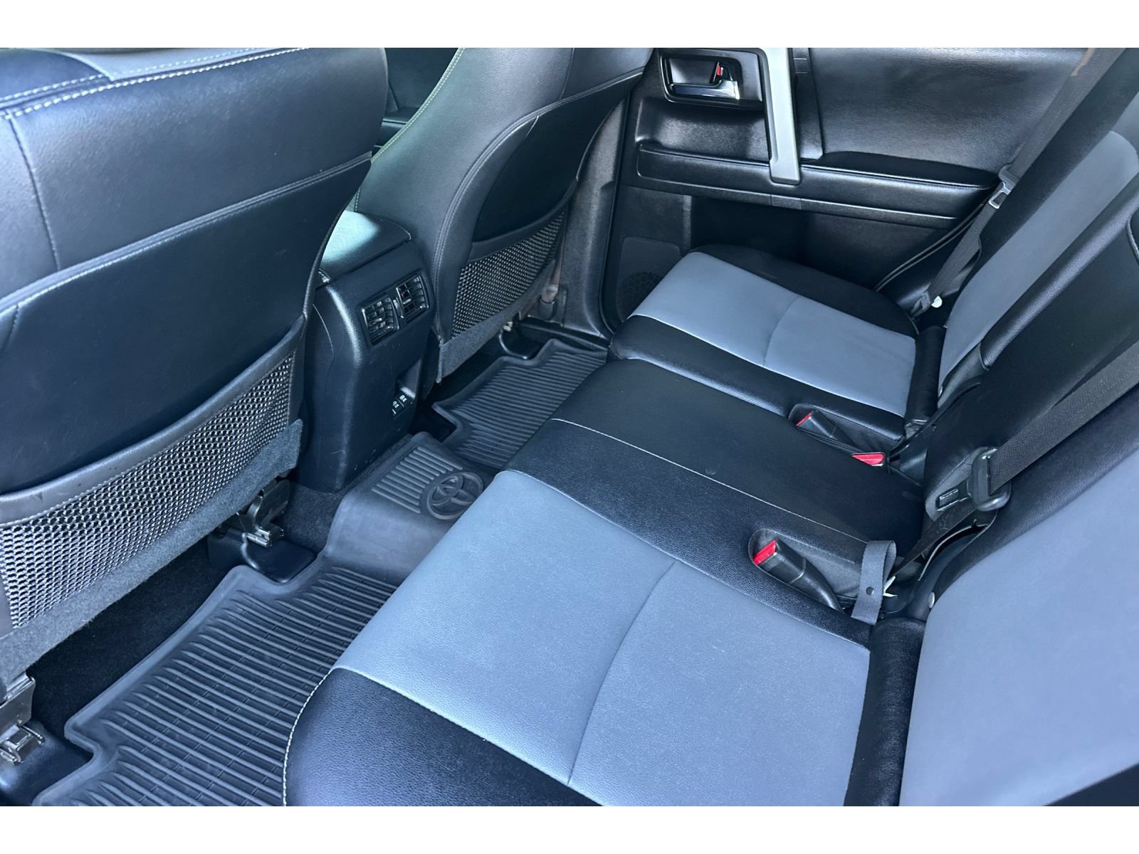 Certified 2022 Toyota 4Runner SR5 Premium w/ Moonroof Package RWD image 13