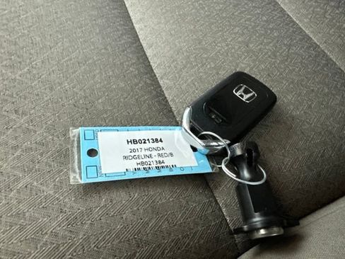 Used 2017 Honda Ridgeline RTS image 34