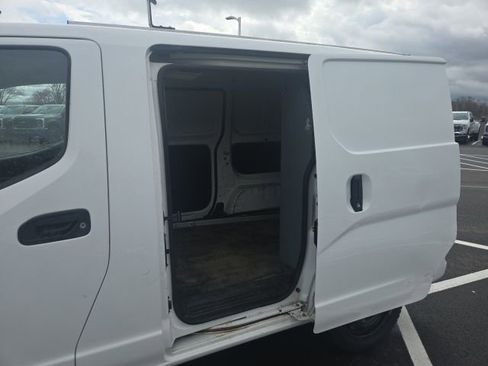 Used 2017 Nissan NV200 SV image 14
