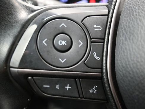 Used 2022 Toyota Camry SE image 23