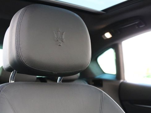 Used 2021 Maserati Levante S AWD/4WD image 67