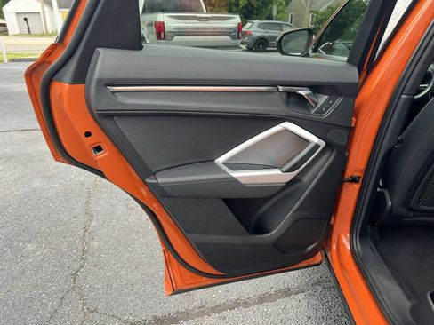 Used 2023 Audi Q3 2.0T Premium image 23