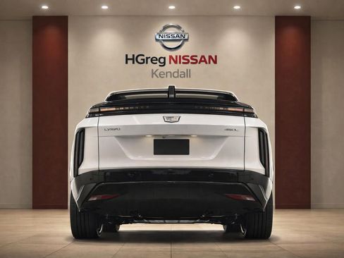 Used 2024 Cadillac Lyriq Sport RWD image 6