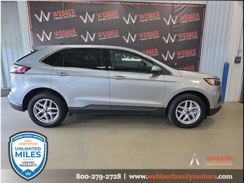 Used 2024 Ford Edge SEL w/ Convenience Package AWD/4WD image 3