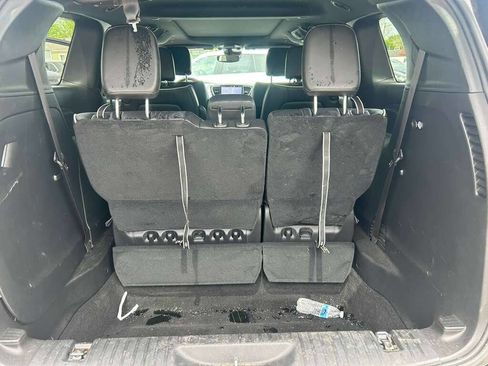 Used 2026 Chrysler Pacifica Limited FWD image 18