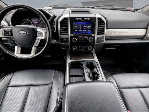 Certified 2021 Ford F450 Lariat w/ Lariat Ultimate Package image 8