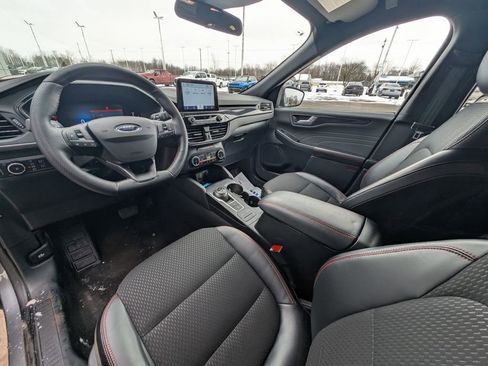 Used 2025 Ford Escape ST-Line Select image 12