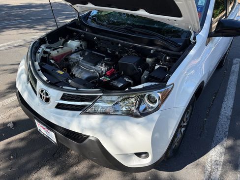 Used 2013 Toyota RAV4 LE AWD/4WD image 26