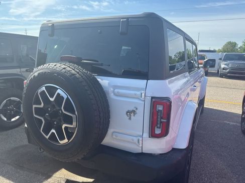 Used 2023 Ford Bronco Outer Banks AWD/4WD image 26