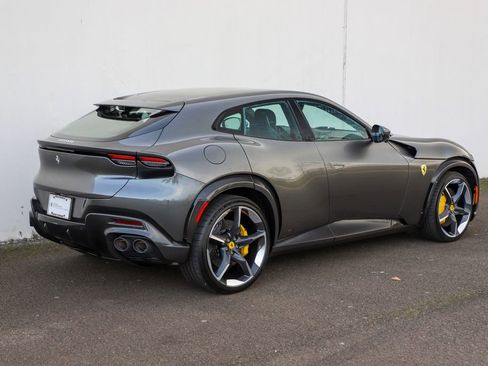 Certified 2025 Ferrari Purosangue image 5